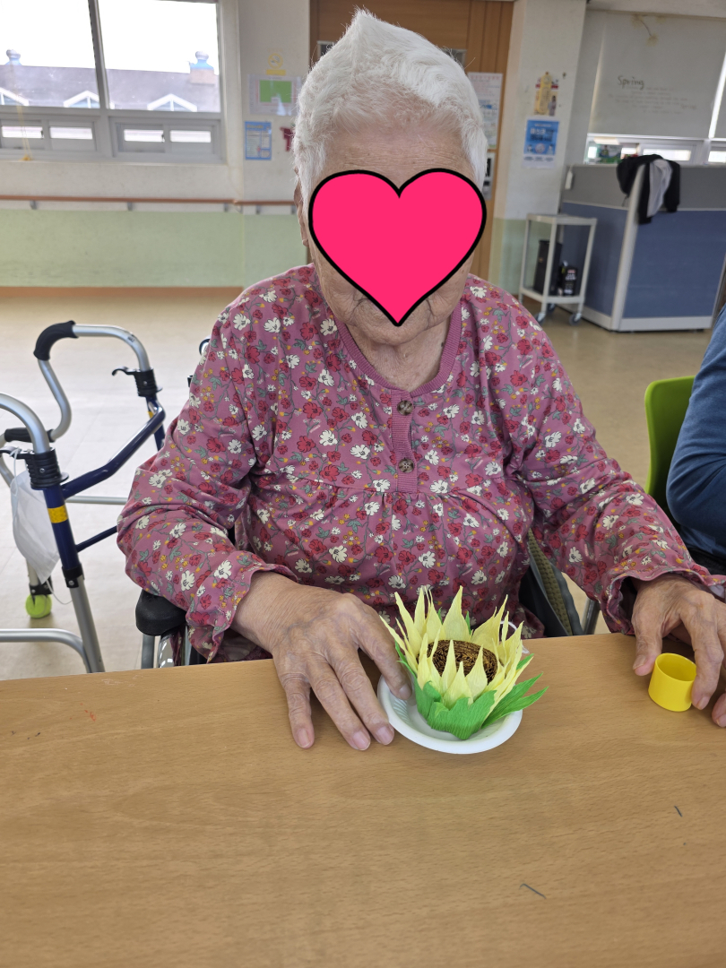 [꾸미기]KakaoTalk_20260421_171424621_27.jpg